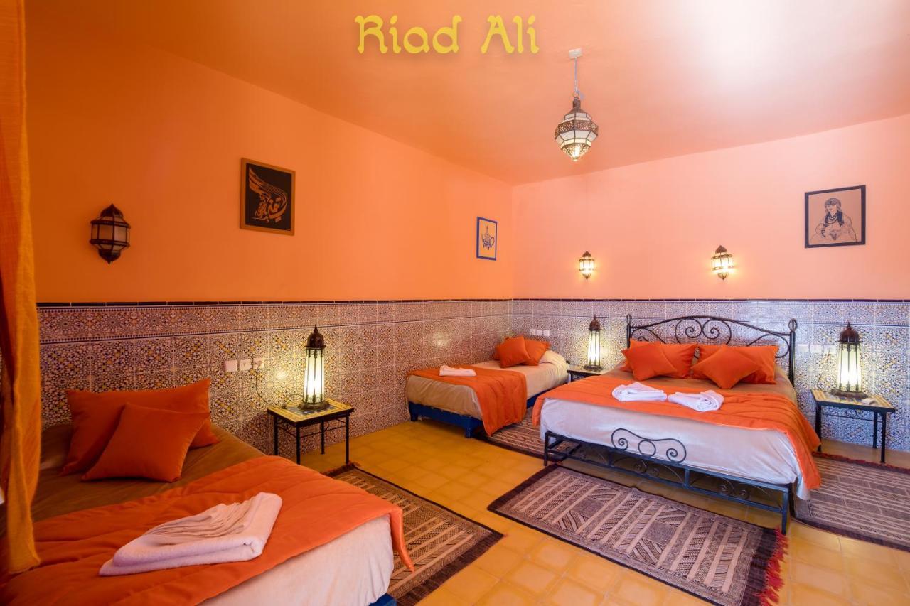 Hotel Riad Ali เมอร์ซูกา ภายนอก รูปภาพ